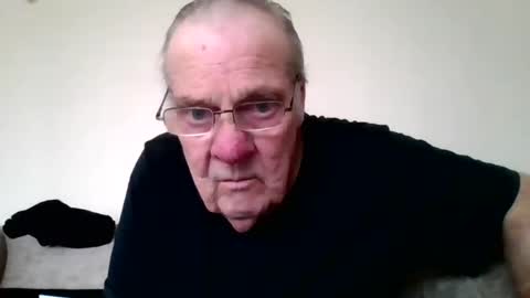 Snapshot of fabric21 chatting on 02.26.25 the masturbator online show from 02.26.25