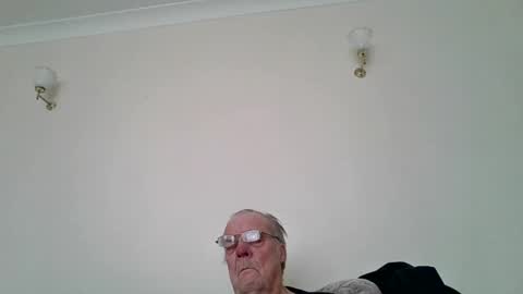 Snapshot of fabric21 chatting on 02.28.25 the masturbator online show from 02.28.25