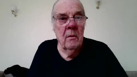 Snapshot of fabric21 chatting on 03.01.25 the masturbator online show from 03.01.25