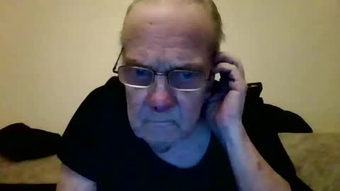 Snapshot of fabric21 chatting on 03.01.25 the masturbator online show from 03.01.25