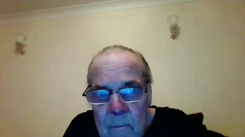 Snapshot of fabric21 chatting on 03.02.25 the masturbator online show from 03.02.25