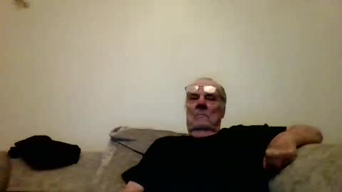 Snapshot of fabric21 chatting on 03.03.25 the masturbator online show from 03.03.25