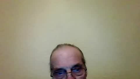 Snapshot of fabric21 chatting on 03.04.25 the masturbator online show from 03.04.25