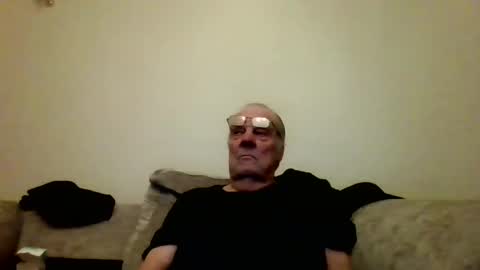 Snapshot of fabric21 chatting on 03.06.25 the masturbator online show from 03.06.25