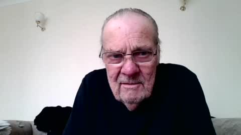 Snapshot of fabric21 chatting on 03.10.25 the masturbator online show from 03.10.25