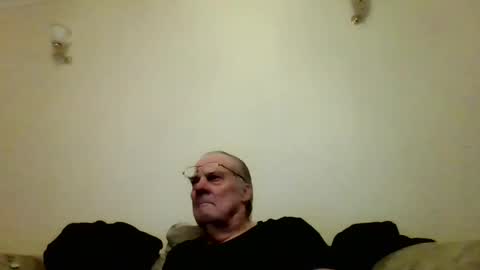 Snapshot of fabric21 chatting on 03.10.25 the masturbator online show from 03.10.25