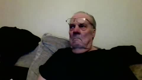 Snapshot of fabric21 chatting on 03.11.25 the masturbator online show from 03.11.25