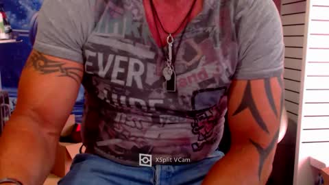 Snapshot of fabxxxl chatting on 04.23.26 fabxxxl online show from 04.23.26