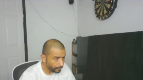 Snapshot of faded805 chatting on 06.05.26 Mark online show from 06.05.26
