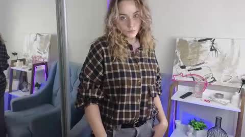 faecavaness online show from 11.08.25