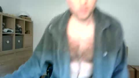 Snapshot of faer_087 chatting on 04.20.26 faer_087 online show from 04.20.26