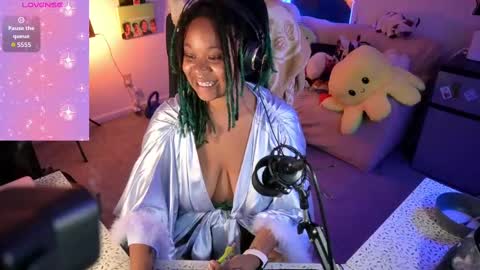 aisha online show from 09.23.25