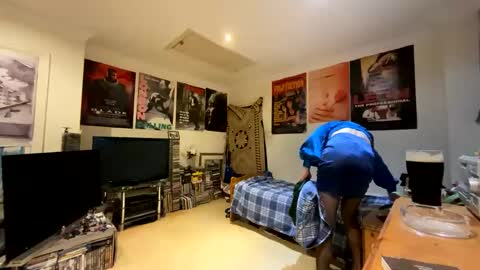 fagboysissy online show from 10.29.25