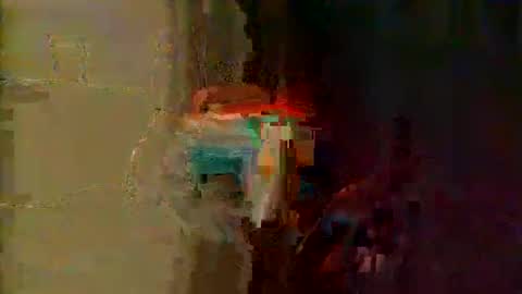 Snapshot of fahvzppbbnev chatting on 11.04.25 fahvzppbbnev online show from 11.04.25