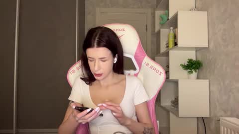 Bloom  online show from 03.06.26