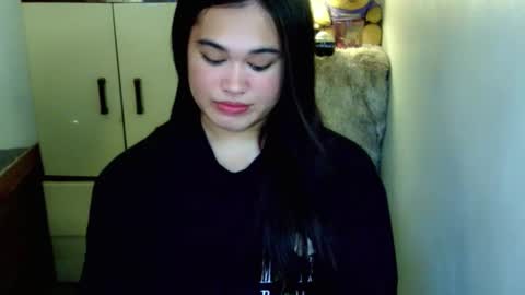Snapshot of fairy_cuddle chatting on 04.23.26 call me shanaia online show from 04.23.26