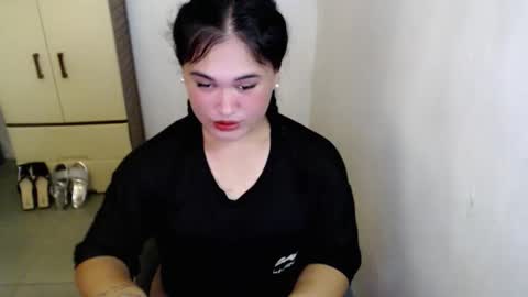 Snapshot of fairy_cuddle chatting on 05.25.26 call me shanaia online show from 05.25.26