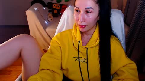 Snapshot of fairy_elli_hot chatting on 01.30.25 Elli  online show from 01.30.25