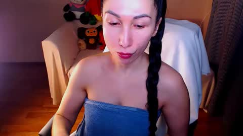 Snapshot of fairy_elli_hot chatting on 09.24.25 Elli  online show from 09.24.25