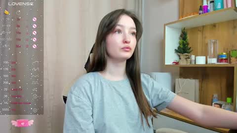 Snapshot of fairy_m00n chatting on 02.13.25 Kate online show from 02.13.25