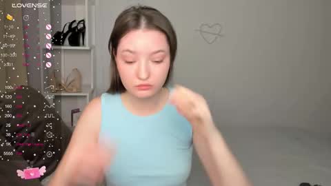 Snapshot of fairy_m00n chatting on 10.09.25 Kate online show from 10.09.25