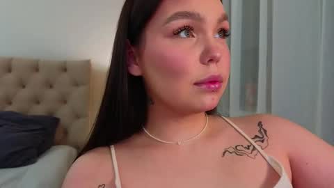 Snapshot of fairy_mairy chatting on 12.05.24 Mairy online show from 12.05.24