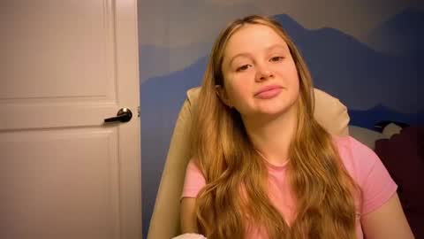 Ilona online show from 10.20.25