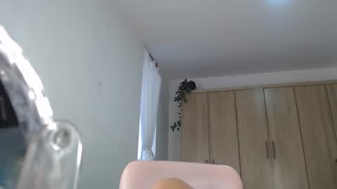 Snapshot of fairylatin chatting on 02.26.25 fairylatin online show from 02.26.25