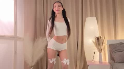 My name is Milisa  online show from 03.18.26