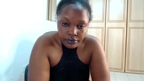 Snapshot of faithokoyo480 chatting on 05.23.26 raysa4421 online show from 05.23.26