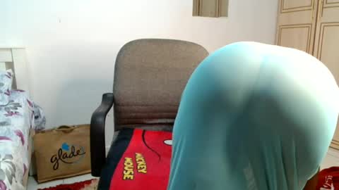 Snapshot of faithokoyo480 chatting on 06.14.26 raysa4421 online show from 06.14.26