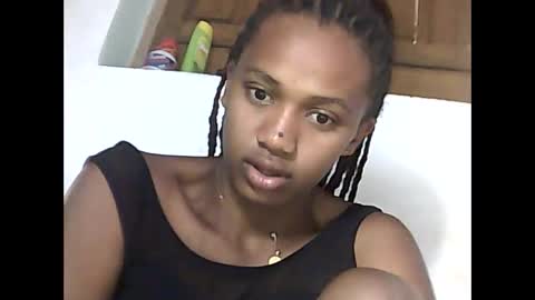 Snapshot of falielyse chatting on 09.12.25 falielyse online show from 09.12.25