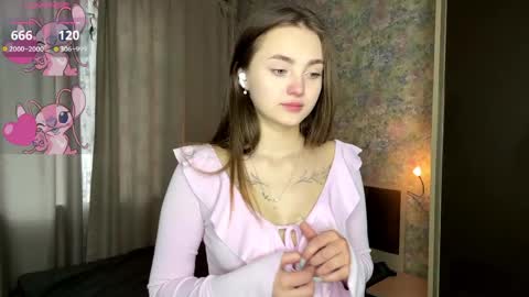 Snapshot of falineellson chatting on 04.17.26 Erika online show from 04.17.26