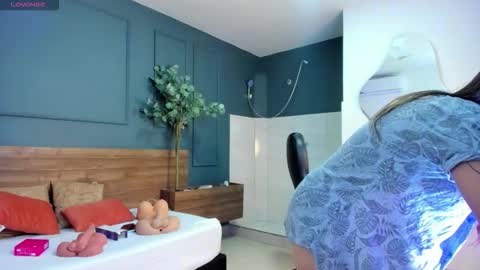 Megan    630  1330 -5 online show from 10.30.25