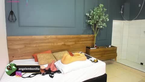 Snapshot of fallen_angel999777 chatting on 02.23.26 Megan 630 1330 -5 online show from 02.23.26