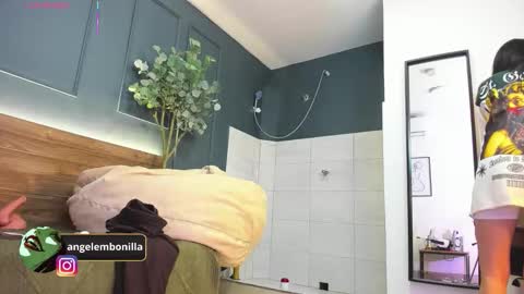 Megan    630  1330 -5 online show from 03.28.26