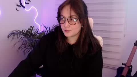Snapshot of fallenag__ chatting on 06.28.26 OF fallenag 1 online show from 06.28.26