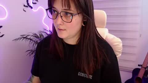 Snapshot of fallenag__ chatting on 07.23.26 OF fallenag 1 online show from 07.23.26