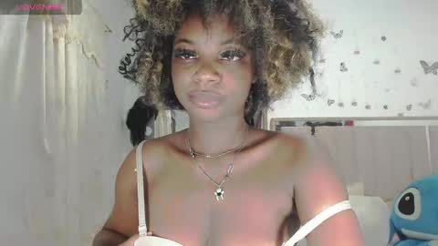 Snapshot of fallonsweett chatting on 04.10.26 fallonsweett online show from 04.10.26