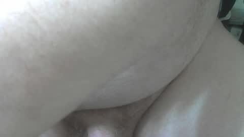 Snapshot of falso_aleatorio chatting on 12.17.25 Fake Random online show from 12.17.25