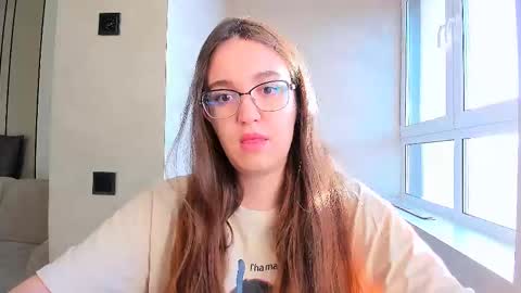 Snapshot of fancy_bunny chatting on 02.12.25 fancy bunny online show from 02.12.25