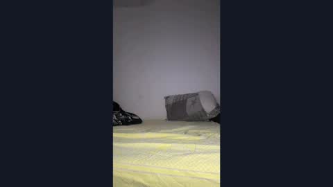 Snapshot of fancy_girl2424 chatting on 01.21.25 fancy_girl2424 online show from 01.21.25