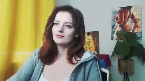 Nadine online show from 12.19.24