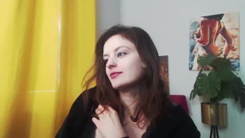 Nadine online show from 12.21.24