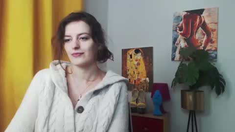 Nadine online show from 01.08.25