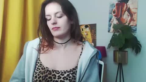 Nadine online show from 01.10.25