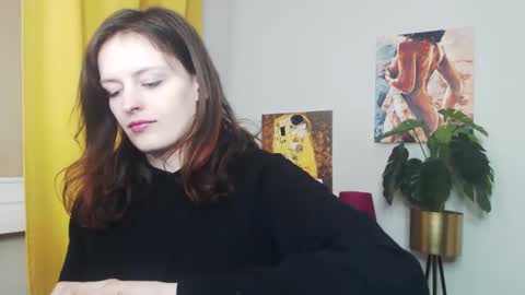 Nadine online show from 02.06.25