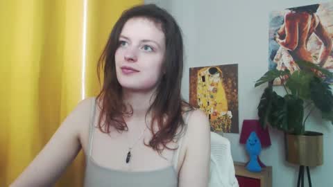 Nadine online show from 02.12.25