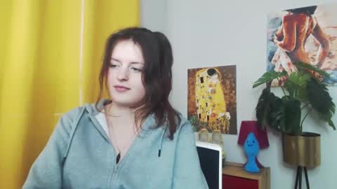 Nadine online show from 02.13.25