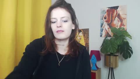 Nadine online show from 02.14.25